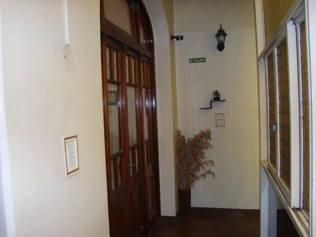 Petit Recoleta Hostel Buenos Aires Extérieur photo